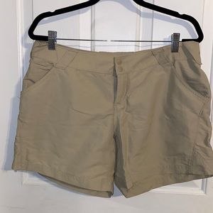 Womens Columbia PFG Shorts Size L